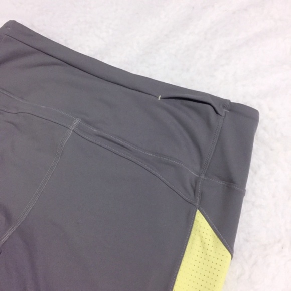 VSX Sport Knockout Capri Workout Pants - Picture 7 of 9